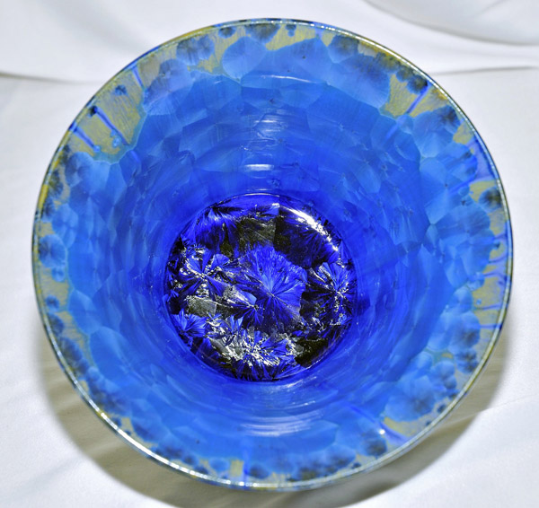 vos-neeltje-crystalline-glaze-inside-dark-blue-bowl-600px