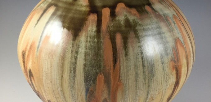Round vase with drip glaze