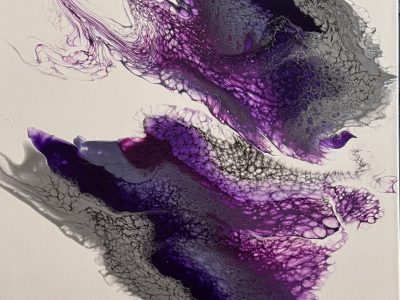 violet and black streaks